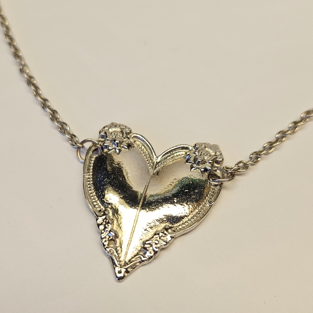 Pretty Silver Heart Necklace
